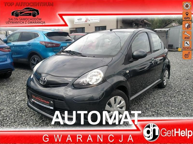 Szary Używany 2013 Toyota Aygo Hatchback | 23 900 zł (Super Cena) - Obraz 1/4