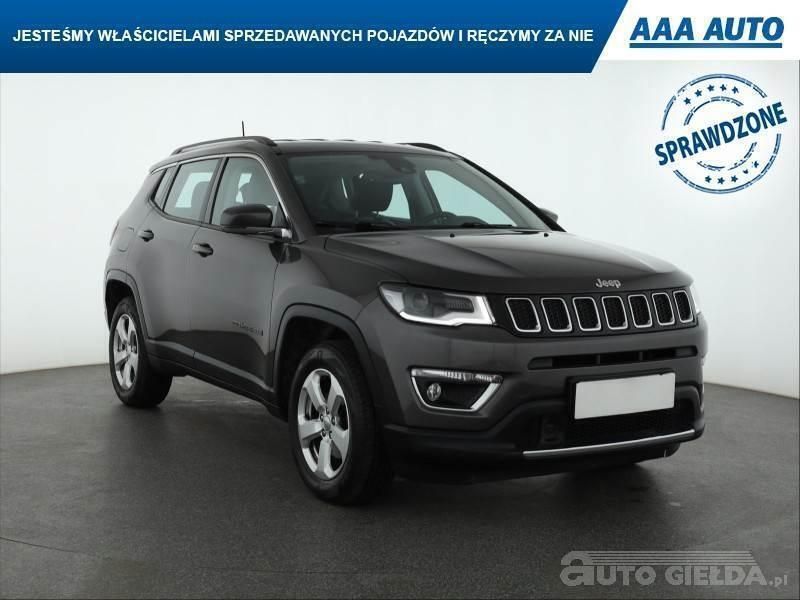 Szary Używany 2018 Jeep Compass SUV | 71 999 zł (Uczciwa cena) - Obraz 1/4