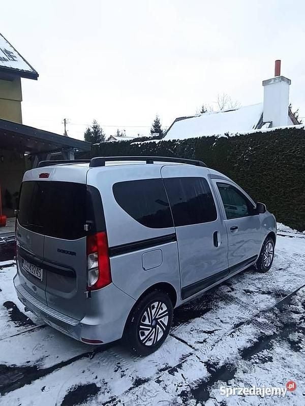 Używany Dacia Dokker 2015 Srebrny Minivan