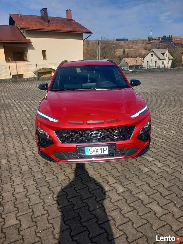 Czerwony Używany 2022 Hyundai Kona N Line SUV | 92 100 zł (Uczciwa cena) - Obraz 1/4