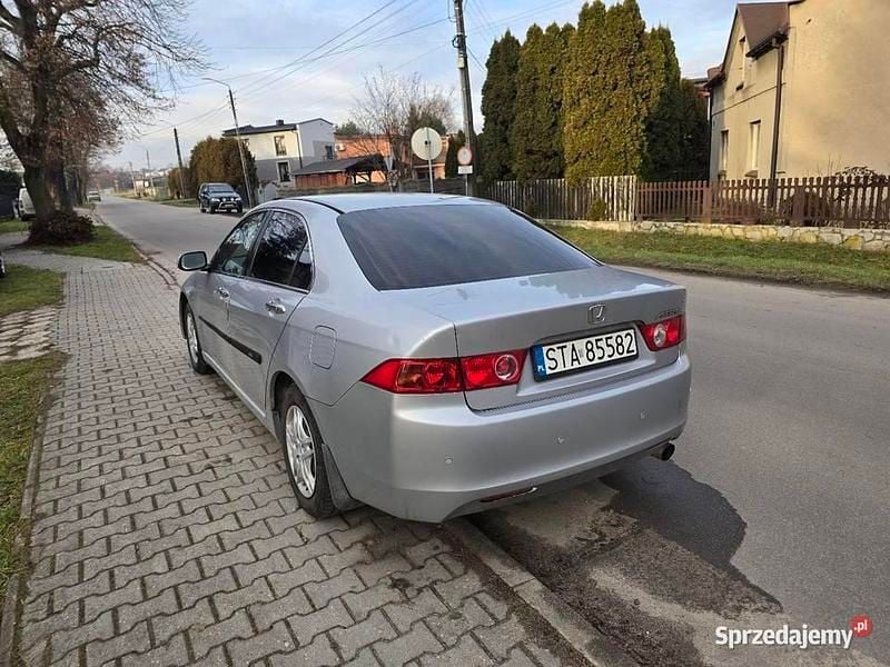 Używany Honda Accord 2005 Srebrny Sedan/Limuzyna