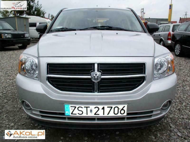 Używany Dodge Caliber 140 KM (102 kW) 2007 Srebrny (metalik) Hatchback