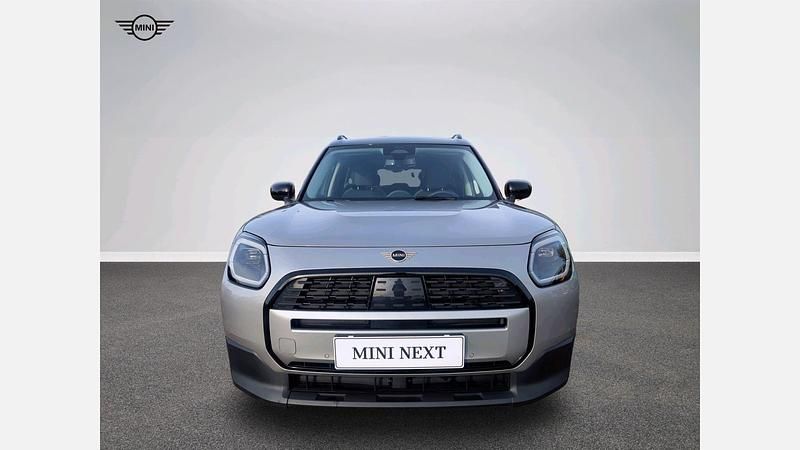 Używany Mini Countryman 150 KM (110 kW) 2024 Melting silver iii metalizowany SUV