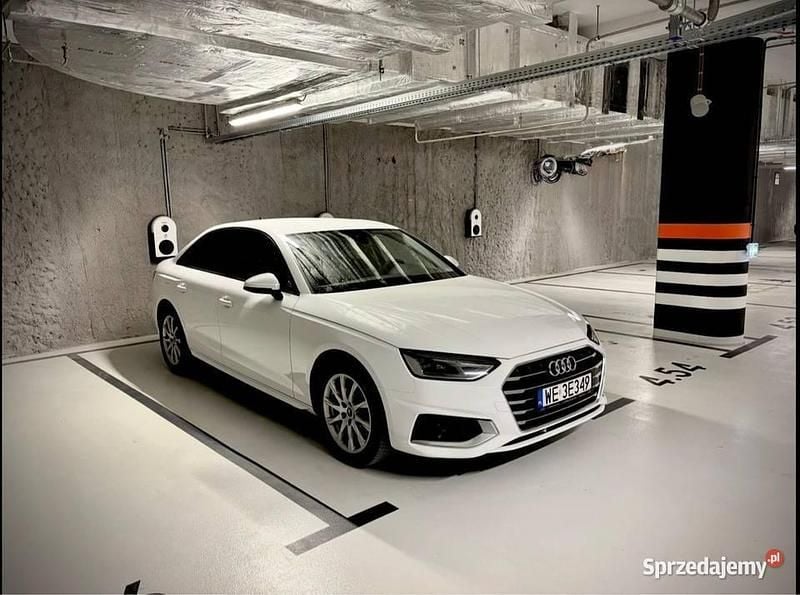 Używany Audi A4 2021 Biały Sedan/Limuzyna