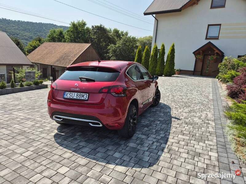 Używany Citroën DS4 2012 Bordowy Hatchback