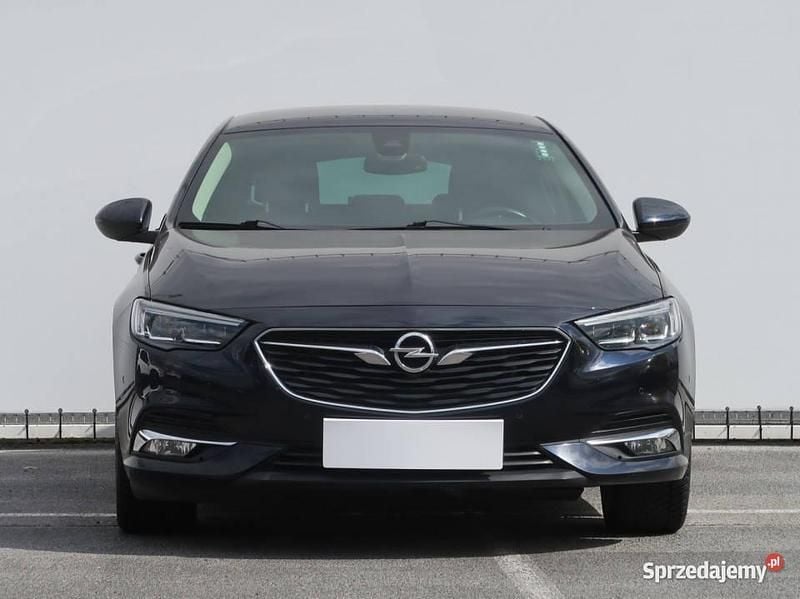 Niebieski Używany 2019 Opel Insignia Hatchback | 60 999 zł (Drogi) - Obraz 1/4