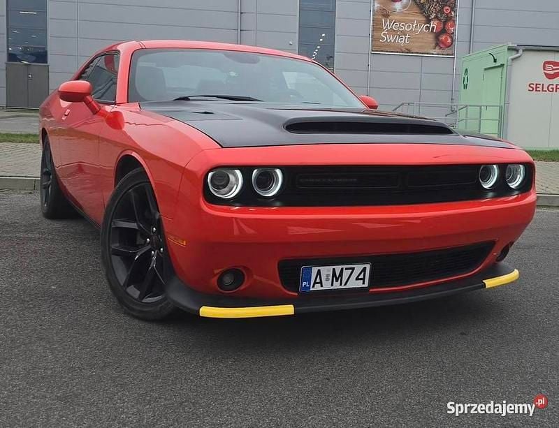 Używany Dodge Challenger 2020 Pomarańczowy Coupe