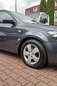 Używany Kia Ceed 90 KM (66 kW) 2010 Czarny Hatchback