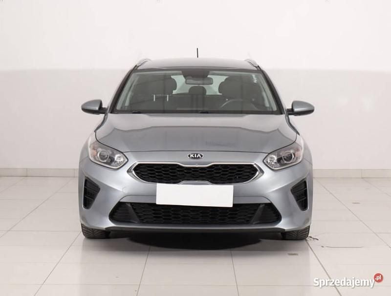 Szary Używany 2020 Kia Ceed Kombi | 40 999 zł (Dobra cena) - Obraz 1/4