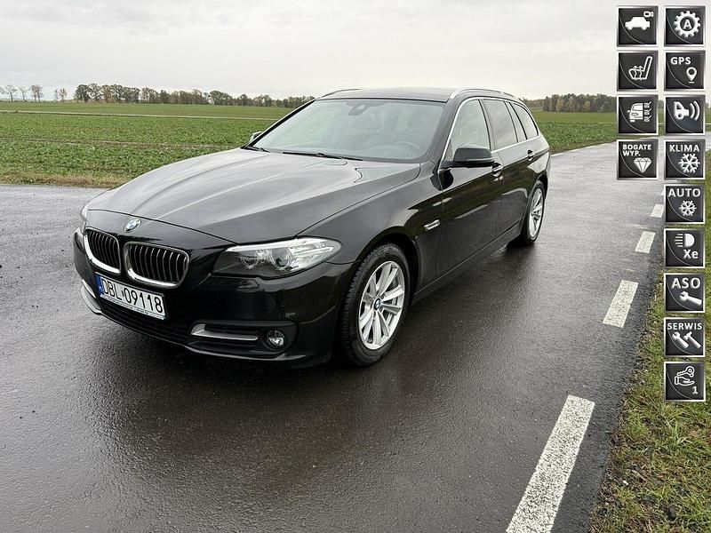 Czarny Używany 2016 BMW 520 Kombi | 64 900 zł - Obraz 1/4