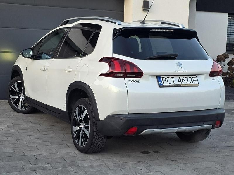 Używany Peugeot 2008 Crossway 110 KM (80 kW) 2017 Biały SUV