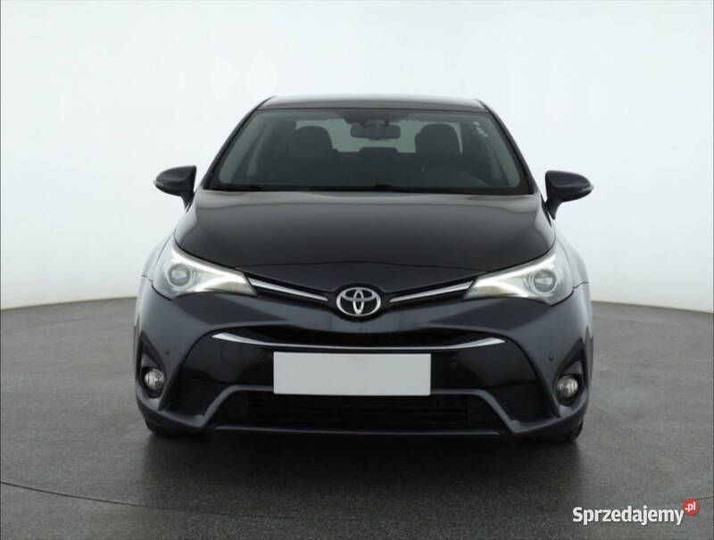 Szary Używany 2018 Toyota Avensis Sedan/Limuzyna | 49 999 zł (Uczciwa cena) - Obraz 1/4