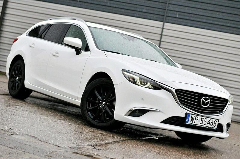 Biały Używany 2016 Mazda 6 Kombi | 49 900 zł (Uczciwa cena) - Obraz 1/4