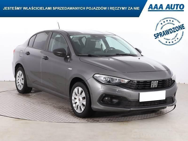 Szary Używany 2021 Fiat Tipo | 41 999 zł (Uczciwa cena) - Obraz 1/4