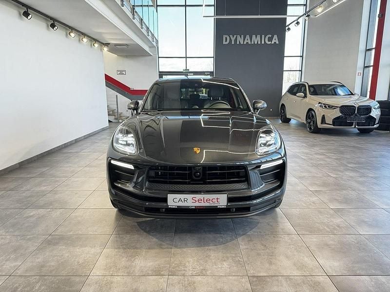 Grafitowy Używany 2023 Porsche Macan SUV | 268 900 zł - Obraz 1/2