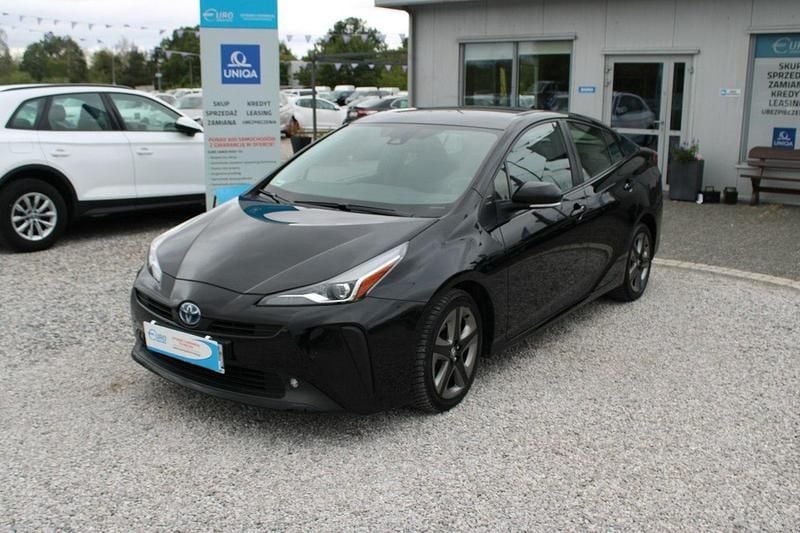Czarny (metalik) Używany 2021 Toyota Prius Hatchback | 75 528 zł (Dobra cena) - Obraz 1/3