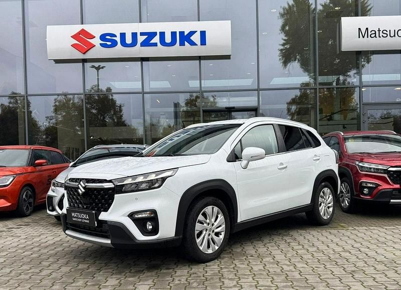 Srebrny (metalik) Używany 2024 Suzuki SX4 SUV | 99 900 zł - Obraz 1/4