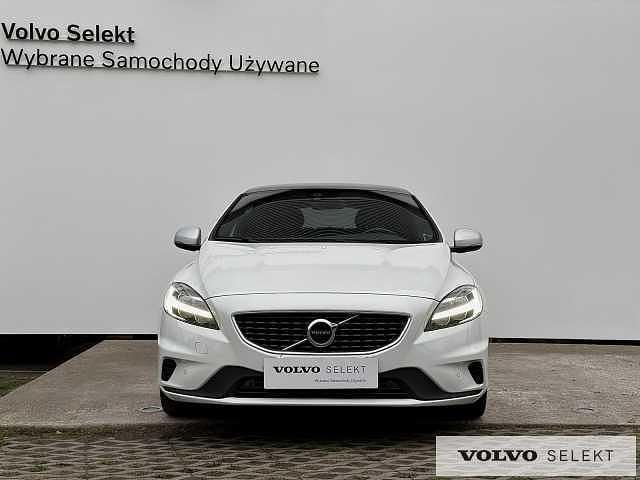 Używany Volvo V40 152 KM (111 kW) 2019 Biały