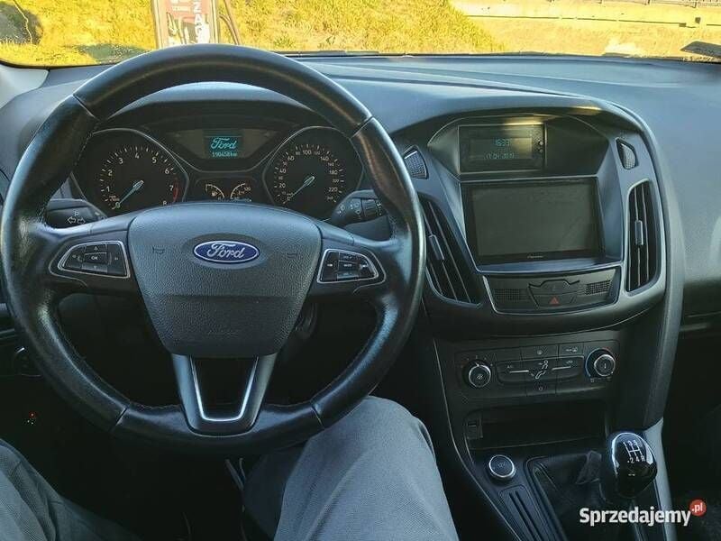 Czarny Używany 2018 Ford Focus Sedan/Limuzyna | 40 000 zł (Uczciwa cena) - Obraz 1/4