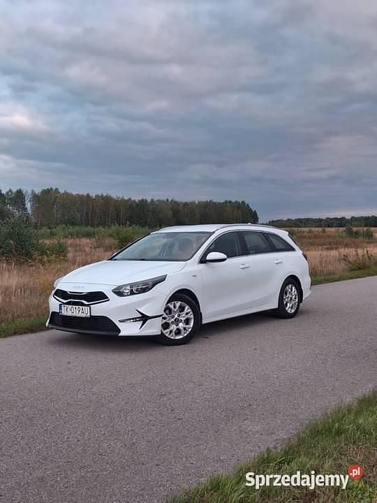 Używany Kia Ceed 2022 Biały Hatchback