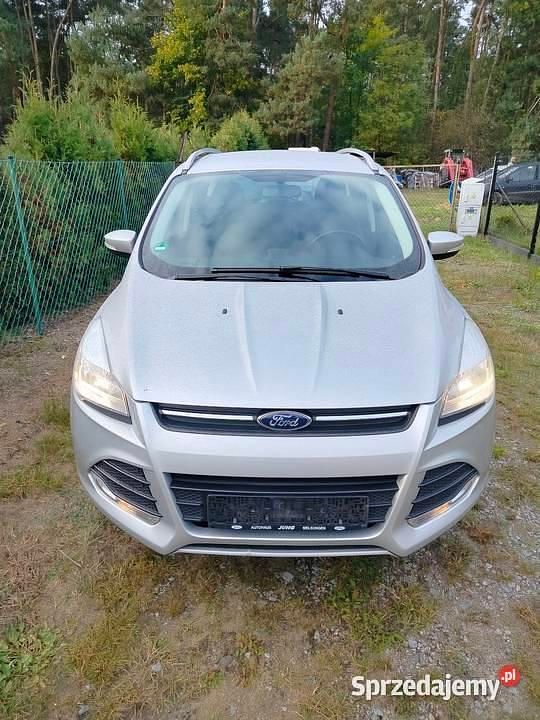 Używany Ford Kuga 2015 Srebrny SUV