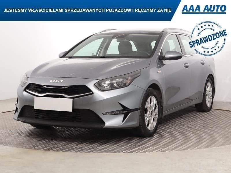 Używany Kia Ceed 2022 Szary Hatchback