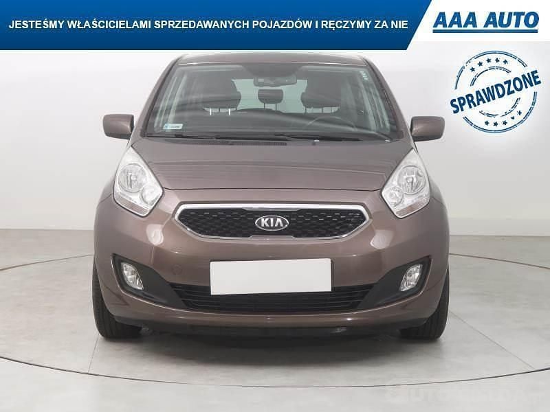 Używany Kia Venga 125 KM (91 kW) 2013 Brązowy Hatchback