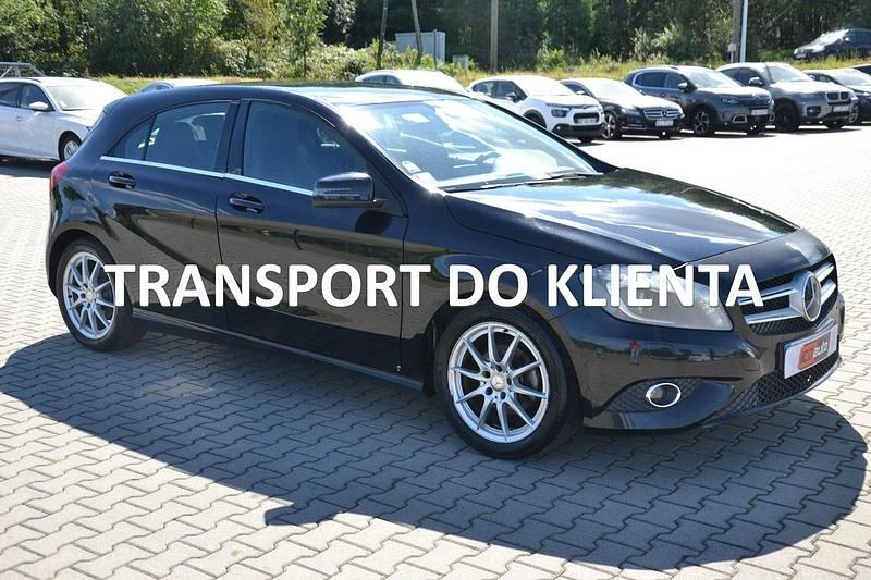 Czarny Używany 2013 Mercedes A180 Hatchback | 21 800 zł - Obraz 1/4