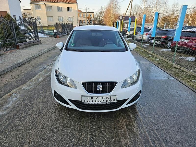 Używany Seat Ibiza 69 KM (50 kW) 2009 Biały Hatchback