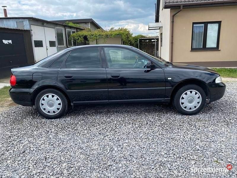 Używany 1999 Audi A4 Sedan/Limuzyna | 3200 zł (Dobra cena) - Obraz 1/4