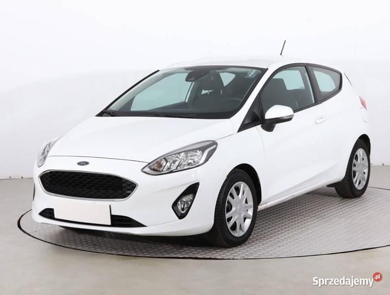 Używany Ford Fiesta 86 KM (63 kW) 2017 Biały Hatchback