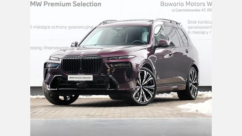 Używany BMW X7 Comfort Edition 340 KM (250 kW) 2024 Lakierowanie individual 359 mora metallic metalizowany SUV