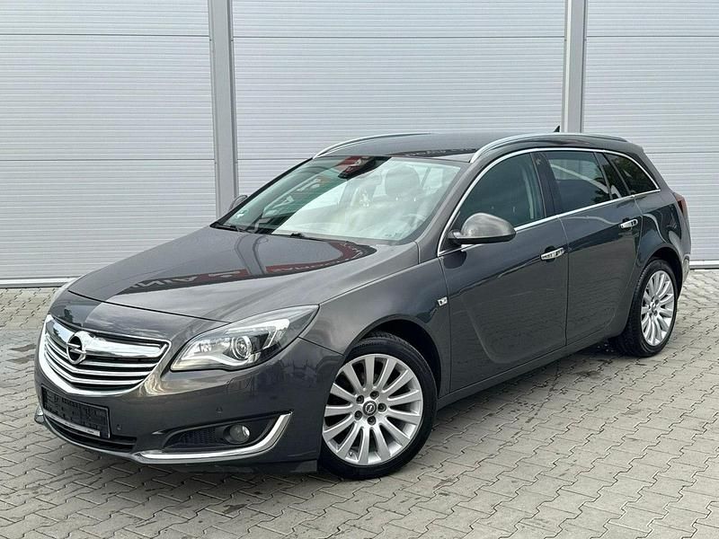 Szary (metalik) Używany 2014 Opel Insignia Kombi | 33 900 zł (Uczciwa cena) - Obraz 1/4