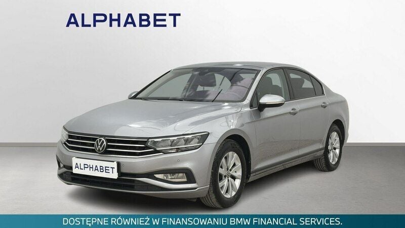 Szary Używany 2022 VW Passat Sedan/Limuzyna | 87 900 zł (Dobra cena) - Obraz 1/4