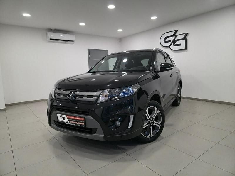 Czarny Używany 2015 Suzuki Vitara SUV | 59 900 zł (Dość drogi) - Obraz 1/4
