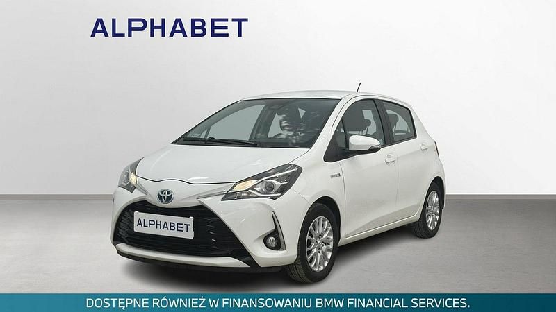 Biały Używany 2020 Toyota Yaris Hybrid Premium Hatchback | 63 900 zł (Dobra cena) - Obraz 1/4