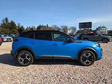 Używany Peugeot 2008 GT 130 KM (95 kW) 2023 Niebieski SUV