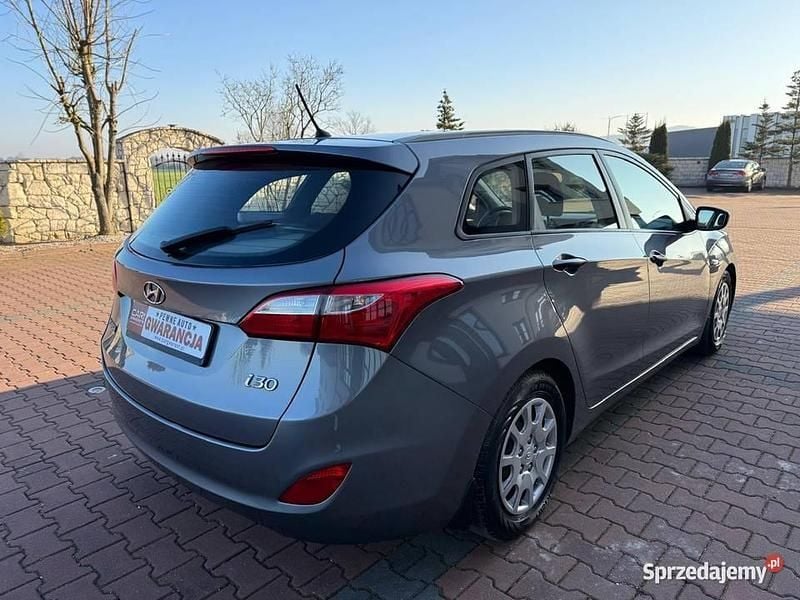 Używany Hyundai i30 2012 Srebrny Kombi