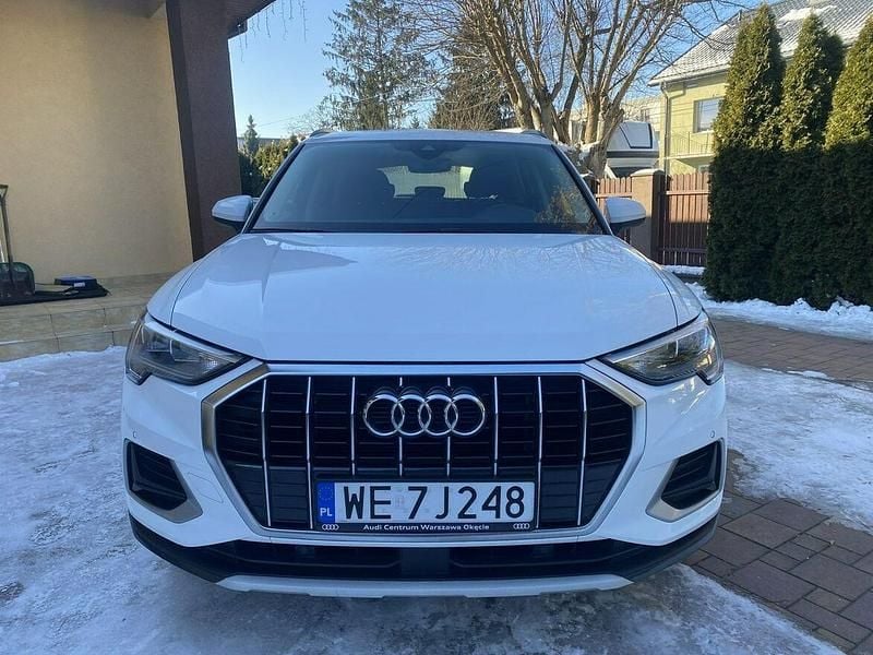 Używany Audi Q3 Advanced 150 KM (110 kW) 2022 Biały SUV