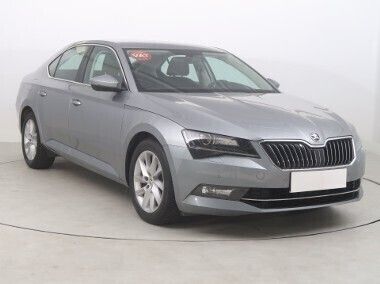Szary Używany 2018 Skoda Superb Sedan/Limuzyna | 76 999 zł (Uczciwa cena) - Obraz 1/4