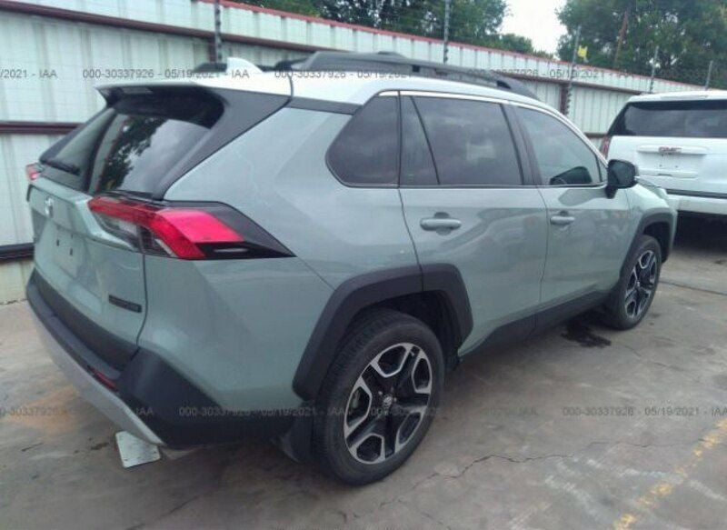 Używany Toyota RAV4 203 KM (149 kW) 2019 Szary SUV