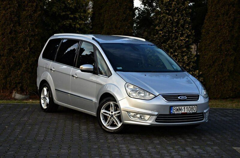 Srebrny Używany 2011 Ford Galaxy Minivan | 23 900 zł (Dobra cena) - Obraz 1/4