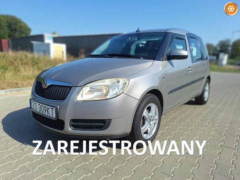 Brązowobeżowy Używany 2006 Skoda Roomster Minivan | 12 900 zł (Uczciwa cena) - Obraz 1/4