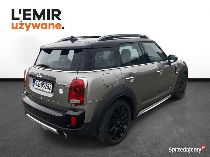 Szary Używany 2017 Mini Countryman SUV | 76 900 zł - Obraz 1/4