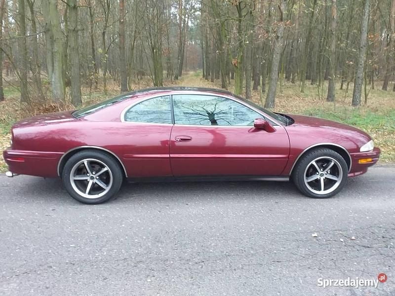 Używany Buick Riviera 1996 Coupe