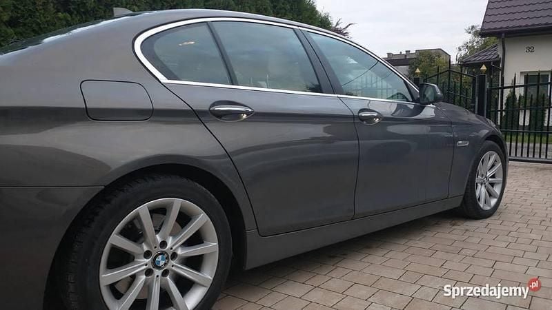 Granatowy Używany 2014 BMW 530 Sedan/Limuzyna | 53 000 zł (Uczciwa cena) - Obraz 1/4