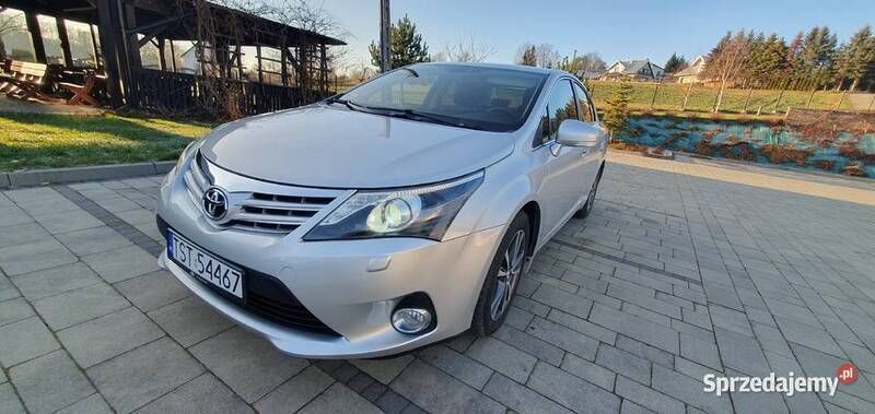 Używany 2012 Toyota Avensis Premium | 45 500 zł (Drogi) - Obraz 1/4