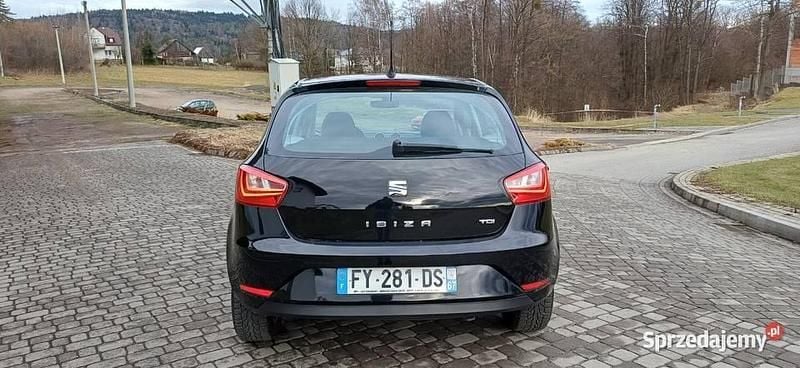 Używany Seat Ibiza 2016 Czarny Hatchback
