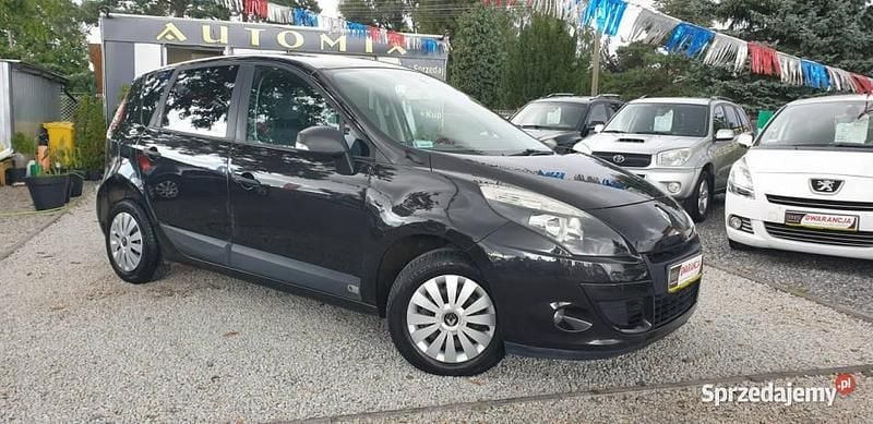 Używany Renault Scénic III 86 KM (63 kW) 2010 Czarny (metalik, perła) Minivan