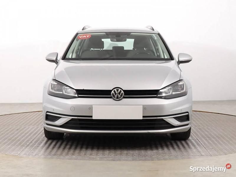 Srebrny Używany 2019 VW Golf VII Kombi | 42 499 zł (Uczciwa cena) - Obraz 1/4